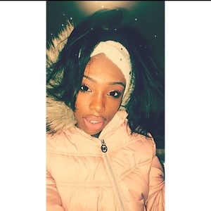 Meet your Posher, Lauren